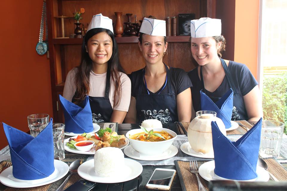 10 Ways to be a Responsible Traveler in Cambodia and Help the Community When You Have Endless Passion Yet Limited Time